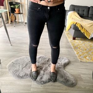 Black Banana Republic jeans size 28